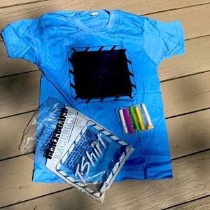 NWT saretts  original blackboard t shirt